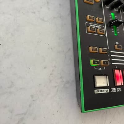 Roland AIRA TR-8 Rhythm Performer Drum Machine 2014 - Present - Black image 7