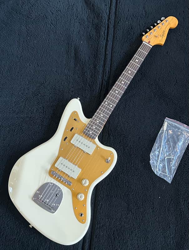 Squier J. Mascis Jazzmaster 2025 - Vintage White image 1