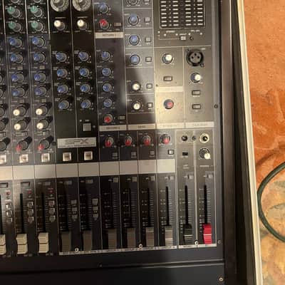 Yamaha MG32/14FX 32 Channel Mixing Console 2010s - Blue image 5
