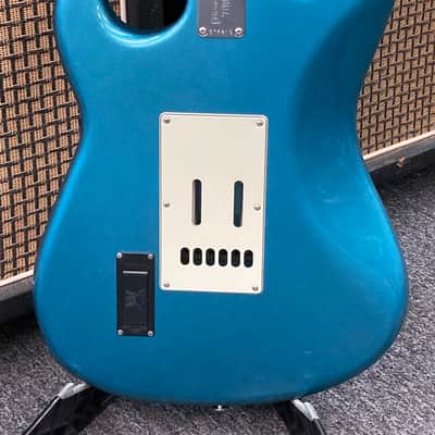 Ernie Ball Music Man Cutlass SSS Tremolo 2018 - Vintage Turquoise image 4