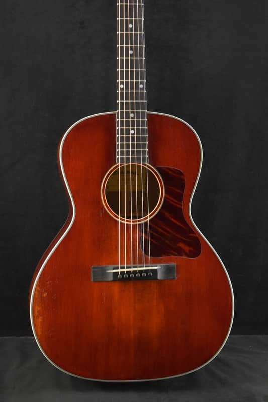 Eastman E10-00SS/V Mahogany/Adirondack Spruce 00 Antique Varnish