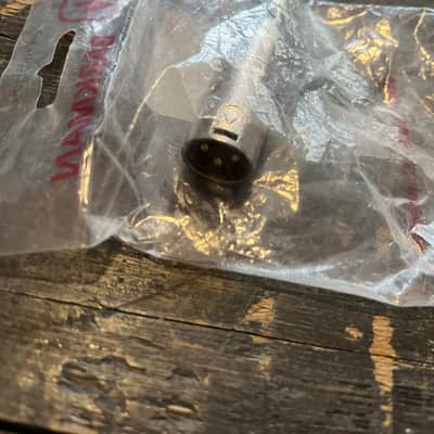 unknown XLR male to small 3 pin Female Adapter 2022 image 1