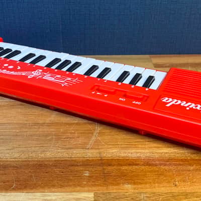 Meixinda Toy Keyboard 32 Keys Cute Tones - Red image 3