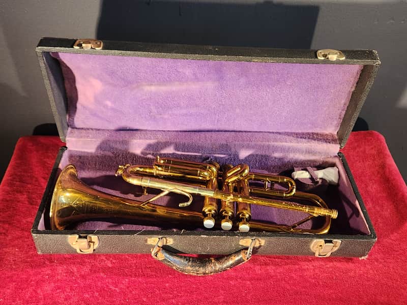 Antique 1930s King American Standard Cornet Brass w/ Carrying Case - RECENTLY SERVICED!! image 1