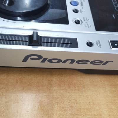 Pioneer CDJ-100S Professional Table-Top CD Player with Effects 2010s - White image 2