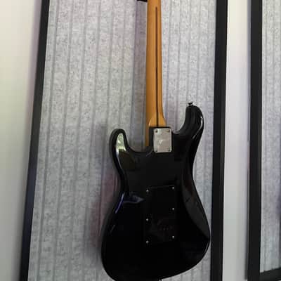 Squier Classic Vibe '70s Stratocaster HSS image 10