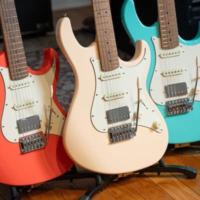 Cort G200SE Electric Guitar-Aged Cream *USA Small Business* image 2