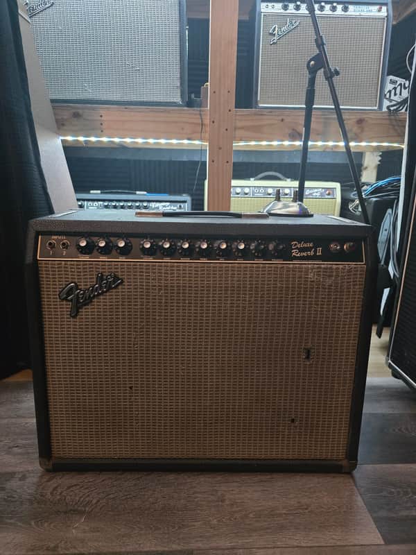Fender Deluxe Reverb II 2-Channel 20-Watt 1x12" Guitar Combo 1981 - 1986 - Black image 1