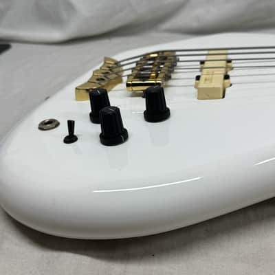 Alembic Elan 4-string Bass with Case - White (likely re-fin'd) image 15