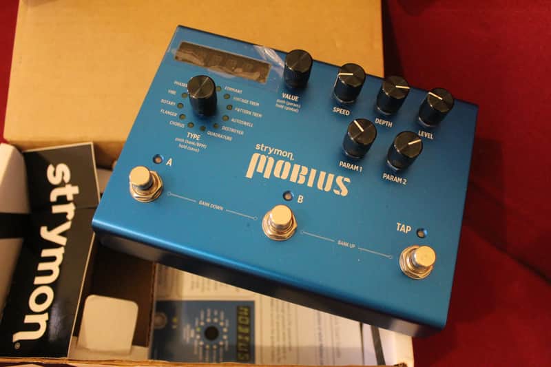 Strymon Mobius