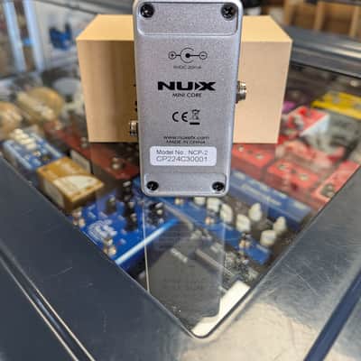 NUX Sculpture Compressor Pedal w/Box (Used) image 2