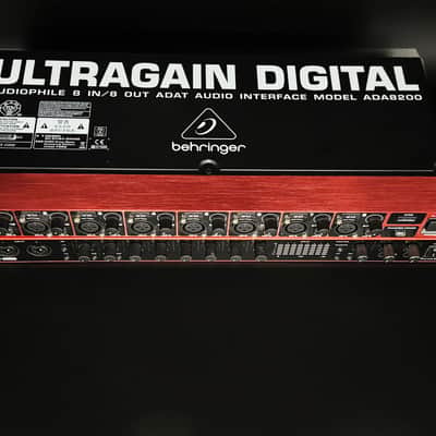 Focusrite 18|20 3rd gen + Behringer ADA8200 Combo image 4
