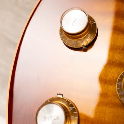 Gibson Les Paul Standard 60s Figured Top, Iced Tea | Demo image 10