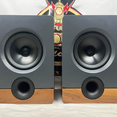 Output Frontier 6.5" 2-Way Active Studio Monitors - Pair (Powered by Barefoot) image 2