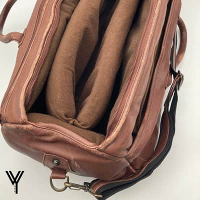 The Brasswind (Cronkhite?) Triple Leather Gig Bag - Leather image 2