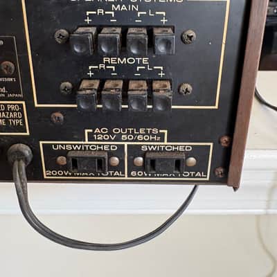 Marantz 2010 stereo receiver 1970’s image 8