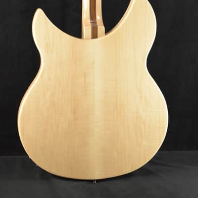 Rickenbacker 330 6-String Mapleglo image 7