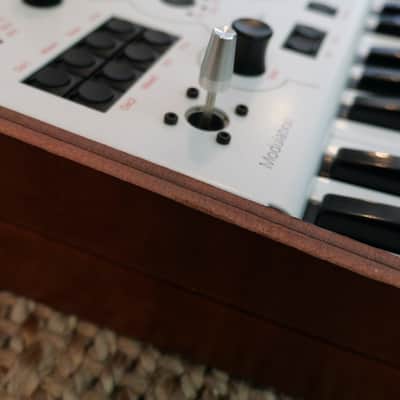Modal Electronics 001 Hybrid Digital / Analog 2-Voice Synthesizer 2010s - White image 10