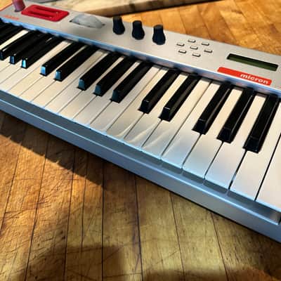 Alesis Micron Synth - COOL!