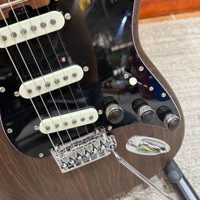 Firefly Rosewood Strat-style Upgraded 2025 - Rosewood imagen 3