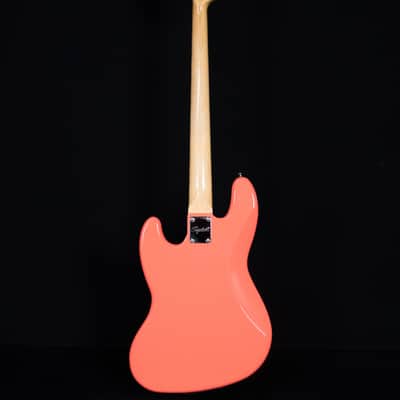 Squier Classic Vibe 60s Jazz Bass, Laurel FB, Tahitian Coral image 7