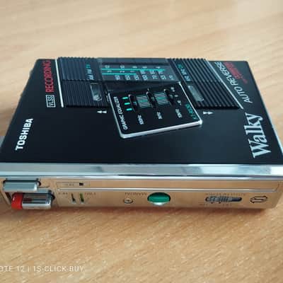 Toshiba Walkman walky radio recorder casstte Player KT RS 30 black working image 6