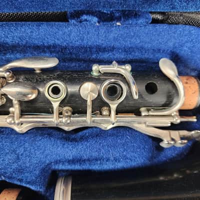 Buffet Crampon E11 CLARINET image 5