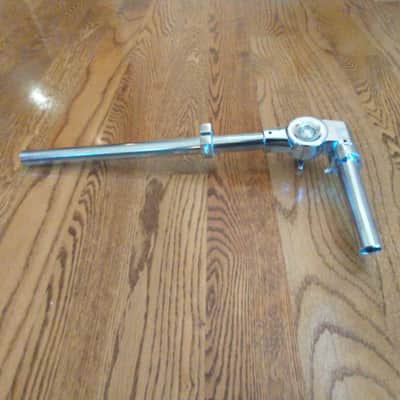Pearl Extra long unlocked tom mounting arm and post with locks mint condition image 5