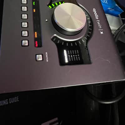 Universal Audio Apollo Twin X DUO Thunderbolt 3 Audio Interface 2019 - Present - Gray image 4
