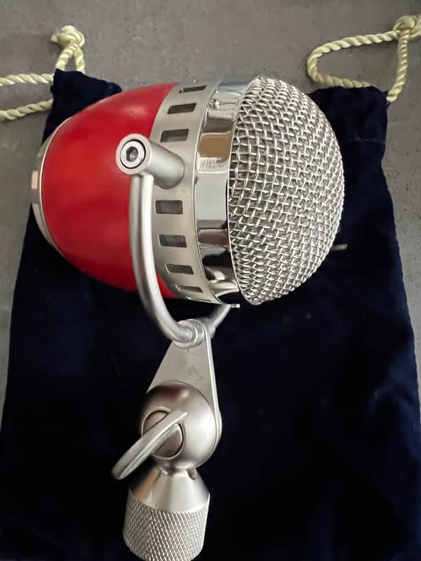 Electro-Voice Cardinal Cardioid Condenser Microphone | Reverb