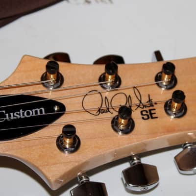 PRS SE Custom 24 Electric Guitar Bonnie Pink Seymour Duncan PRS Locking Tuners image 4