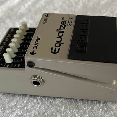 BOSS Equalizer Pedal GE-7 in Excellent Condition image 3