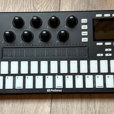 PreSonus Atom SQ MIDI Keyboard Controller with Flip Pro keyboard stand image 2