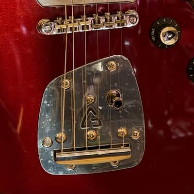 Guild Surfliner Deluxe Offset Electric Guitar – Metallic Red – Roasted Maple Neck – HSS – Vibrato image 6