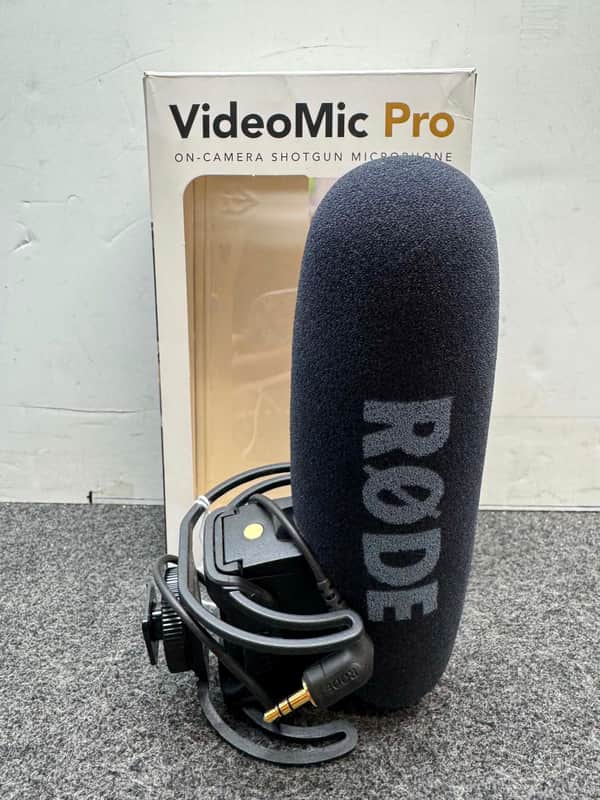 RODE VMP VideoMic Pro Cardioid Condenser Shotgun Mic 2010 - Present - Black image 1