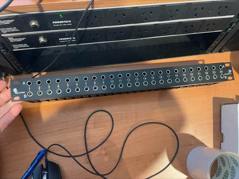 Neutrik NYS-SPP-L1 48 way 1/4 inch balanced jack patchbay image 1