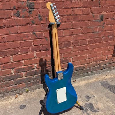 1994 Fender Stratocaster Plus Deluxe Blue Burst image 12