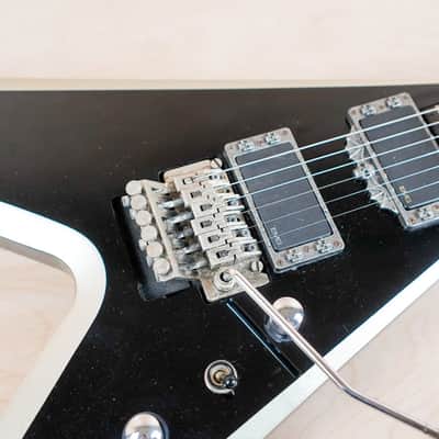 Dean Dime Razorback V 255 2007 Black EMG Pickups FR w/ Bag image 10