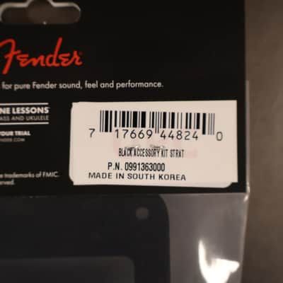 Fender Accessory Kit Stratocaster Black image 4