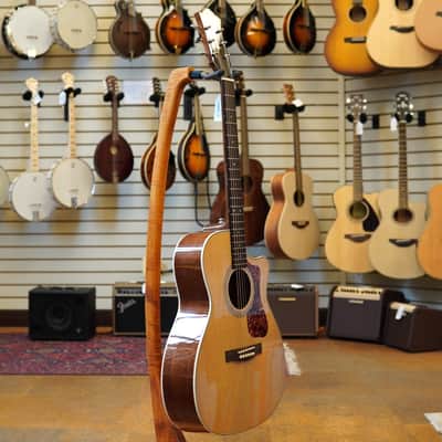 Guild OM-140CE Orchestra Acoustic-Electric Guitar w/Padded Gig Bag image 5