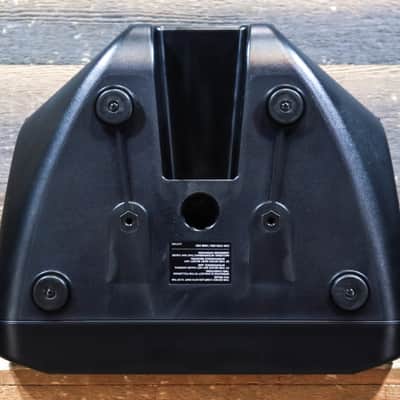 Yamaha DBR15 - 2-Way Bi-Amp Bass-Reflex Type 1000-Watt 15" Powered Loudspeaker image 8