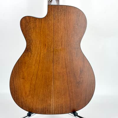 2021 Martin OMC-16E – Natural image 7