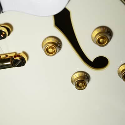 Yamaha AES1500 Pearl Snow White image 4