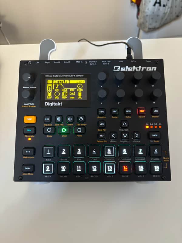 Elektron Digitakt 2017 - 2024 - Black image 1