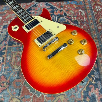 *Video* Tokai Love Rock Les Paul Standard Flame Top Long Tenon Cherry Sunburst - 2010's image 6