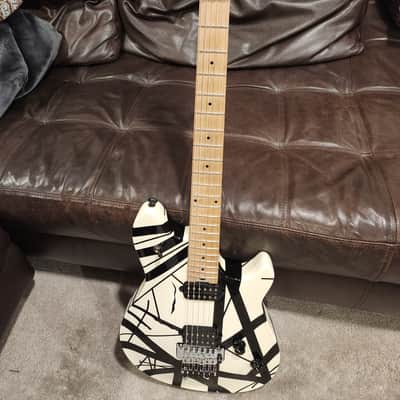 Rare EVH Wolfgang Special Striped with Maple Fretboard Gloss White/Black Stripes image 11
