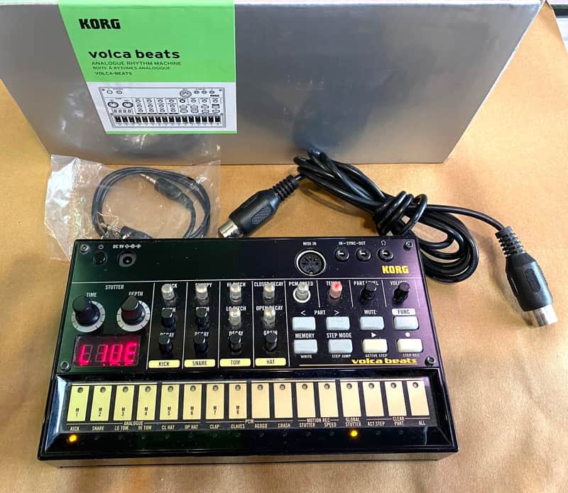 Korg Volca Beats Analog Rhythm Machine 2010s - Black image 1