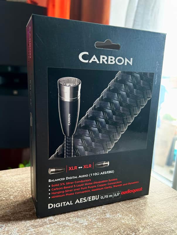AudioQuest Carbon 2022 - Balck image 1