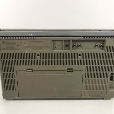 Vintage Realistic SCR-8 Boombox 14-778A For Parts Only Radio image 11