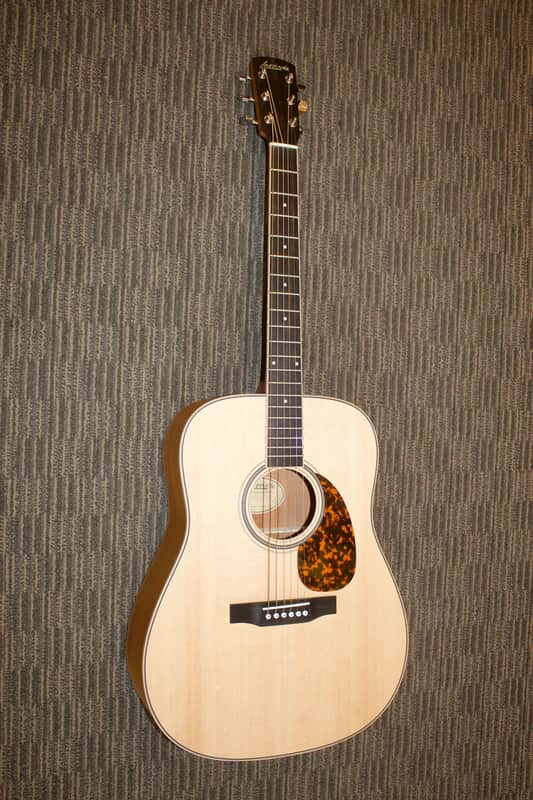 Larrivee D-03 Mahogany Recording Series